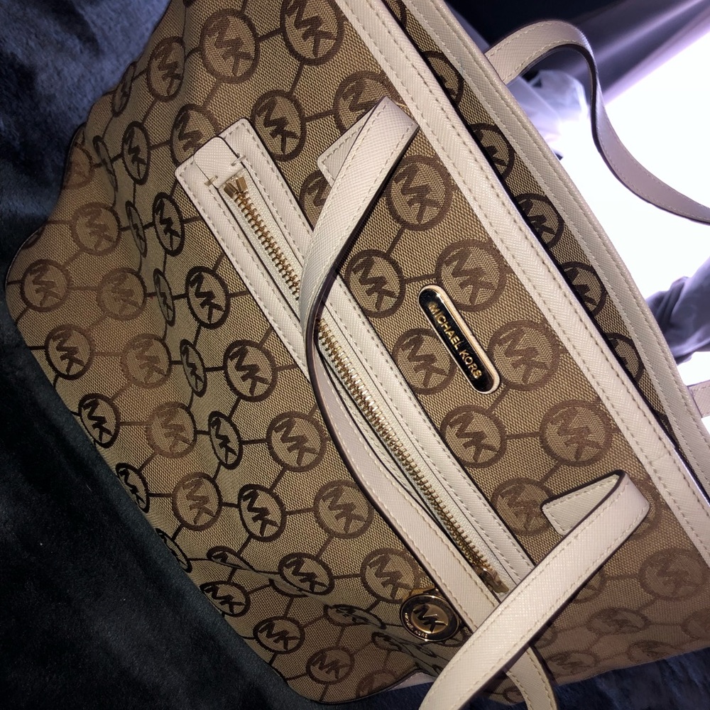 michael Kors handbag
